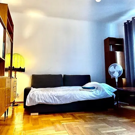 بيت ضيافة Pokoje Obok Plac Konstytucji Nf وارسو